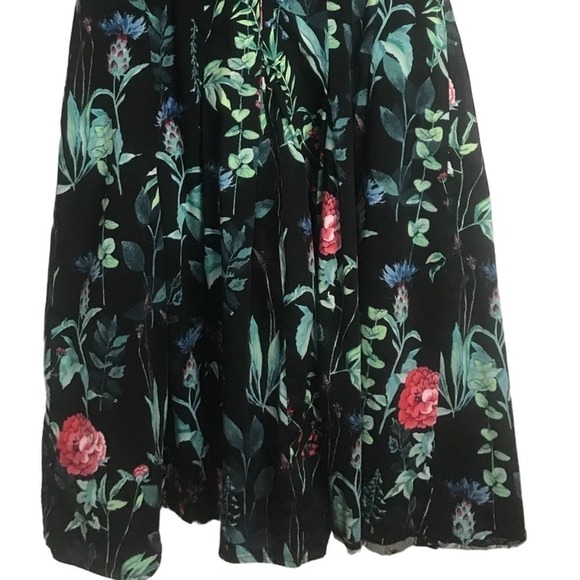 Tommy Hilfiger Floral Pleated Black, Green Red  Fit Flare Dress Size 6 - Picture 5 of 11
